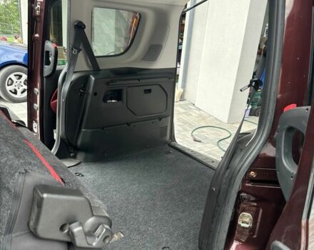 Коричневий Фіат Добло, об'ємом двигуна 2 л та пробігом 118 тис. км за 7200 $, фото 8 на Automoto.ua