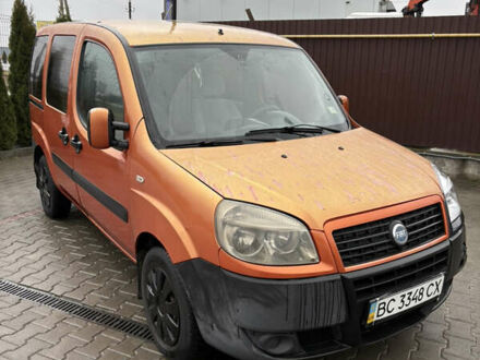 Коричневый Фиат Добло, объемом двигателя 1.3 л и пробегом 281 тыс. км за 3500 $, фото 1 на Automoto.ua