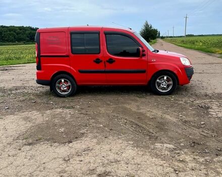 Червоний Фіат Добло, об'ємом двигуна 1.2 л та пробігом 200 тис. км за 6000 $, фото 2 на Automoto.ua