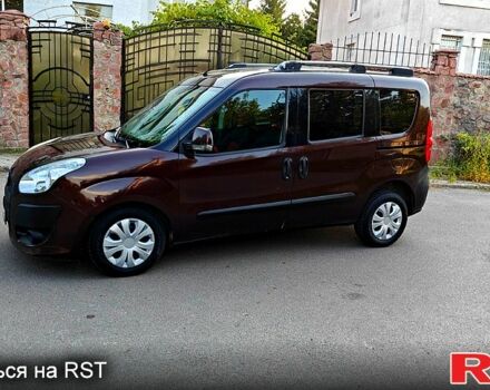 Червоний Фіат Добло, об'ємом двигуна 1.6 л та пробігом 230 тис. км за 5300 $, фото 6 на Automoto.ua