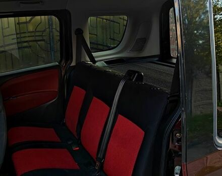 Червоний Фіат Добло, об'ємом двигуна 1.6 л та пробігом 230 тис. км за 5300 $, фото 11 на Automoto.ua