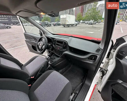 Красный Фиат Добло, объемом двигателя 1.25 л и пробегом 207 тыс. км за 7200 $, фото 13 на Automoto.ua