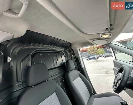 Красный Фиат Добло, объемом двигателя 1.25 л и пробегом 207 тыс. км за 7200 $, фото 11 на Automoto.ua