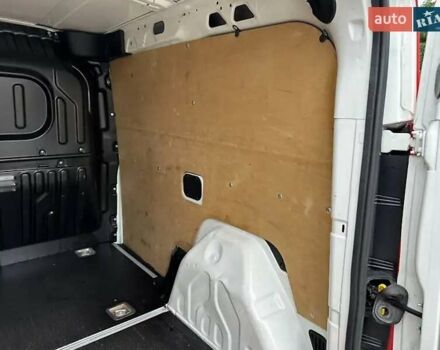 Красный Фиат Добло, объемом двигателя 1.25 л и пробегом 207 тыс. км за 7200 $, фото 18 на Automoto.ua