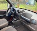 Красный Фиат Добло, объемом двигателя 1.2 л и пробегом 325 тыс. км за 2500 $, фото 5 на Automoto.ua