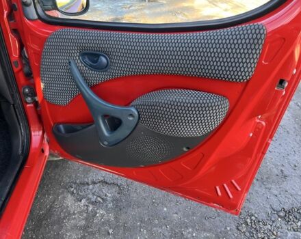 Красный Фиат Добло, объемом двигателя 1.9 л и пробегом 215 тыс. км за 2150 $, фото 14 на Automoto.ua