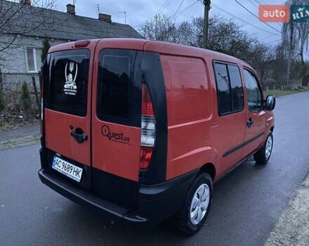 Красный Фиат Добло, объемом двигателя 1.2 л и пробегом 325 тыс. км за 2500 $, фото 3 на Automoto.ua