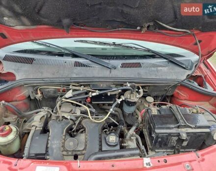 Красный Фиат Добло, объемом двигателя 1.91 л и пробегом 300 тыс. км за 3100 $, фото 2 на Automoto.ua