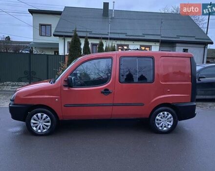 Красный Фиат Добло, объемом двигателя 1.2 л и пробегом 325 тыс. км за 2500 $, фото 4 на Automoto.ua