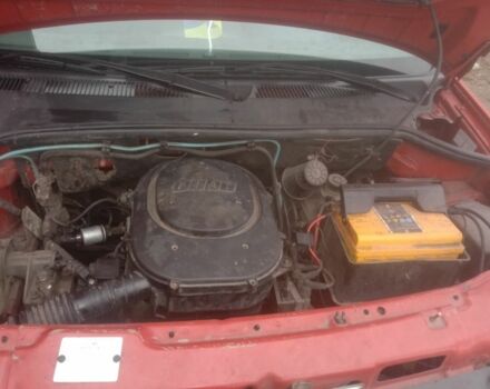 Красный Фиат Добло, объемом двигателя 1 л и пробегом 200 тыс. км за 1894 $, фото 6 на Automoto.ua