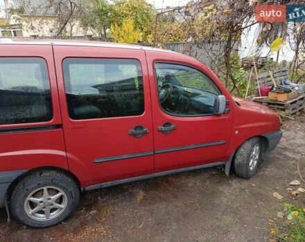 Красный Фиат Добло, объемом двигателя 1.91 л и пробегом 330 тыс. км за 3800 $, фото 3 на Automoto.ua