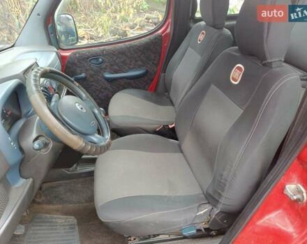 Красный Фиат Добло, объемом двигателя 1.91 л и пробегом 330 тыс. км за 3800 $, фото 11 на Automoto.ua