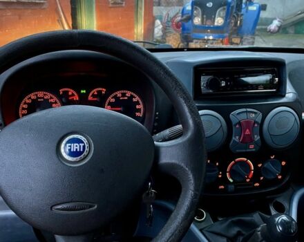 Красный Фиат Добло, объемом двигателя 1.3 л и пробегом 2 тыс. км за 4600 $, фото 2 на Automoto.ua