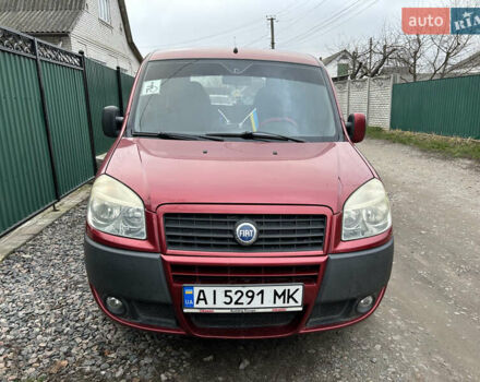 Красный Фиат Добло, объемом двигателя 1.3 л и пробегом 280 тыс. км за 5200 $, фото 7 на Automoto.ua