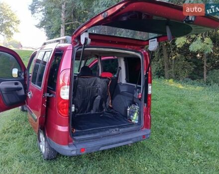 Красный Фиат Добло, объемом двигателя 1.37 л и пробегом 139 тыс. км за 5500 $, фото 10 на Automoto.ua