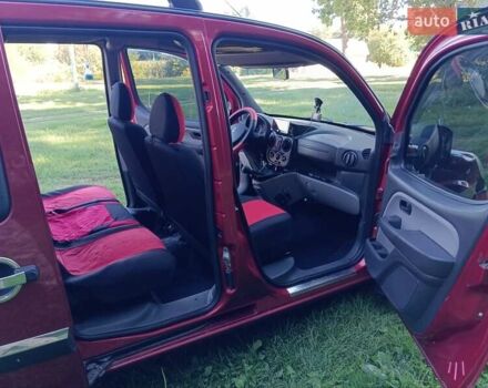 Красный Фиат Добло, объемом двигателя 1.37 л и пробегом 139 тыс. км за 5500 $, фото 13 на Automoto.ua