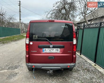 Красный Фиат Добло, объемом двигателя 1.3 л и пробегом 280 тыс. км за 5200 $, фото 2 на Automoto.ua