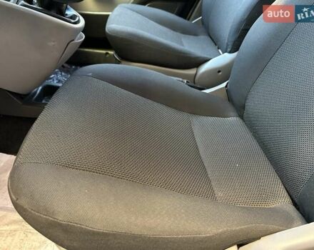 Красный Фиат Добло, объемом двигателя 1.9 л и пробегом 189 тыс. км за 5600 $, фото 25 на Automoto.ua