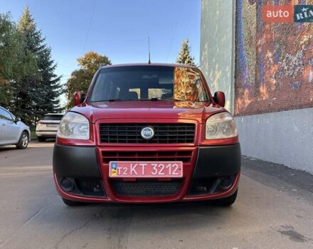 Красный Фиат Добло, объемом двигателя 1.9 л и пробегом 189 тыс. км за 5600 $, фото 1 на Automoto.ua
