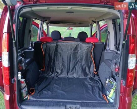 Красный Фиат Добло, объемом двигателя 1.37 л и пробегом 139 тыс. км за 5500 $, фото 9 на Automoto.ua