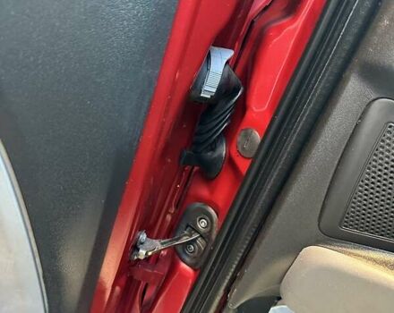 Красный Фиат Добло, объемом двигателя 1.9 л и пробегом 189 тыс. км за 5600 $, фото 21 на Automoto.ua