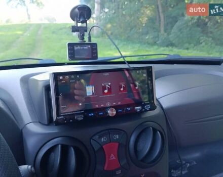 Красный Фиат Добло, объемом двигателя 1.37 л и пробегом 139 тыс. км за 5500 $, фото 17 на Automoto.ua