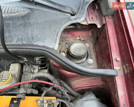 Красный Фиат Добло, объемом двигателя 1.3 л и пробегом 280 тыс. км за 5200 $, фото 13 на Automoto.ua