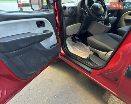 Красный Фиат Добло, объемом двигателя 1.9 л и пробегом 189 тыс. км за 5600 $, фото 24 на Automoto.ua