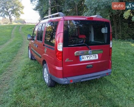 Красный Фиат Добло, объемом двигателя 1.37 л и пробегом 139 тыс. км за 5500 $, фото 2 на Automoto.ua