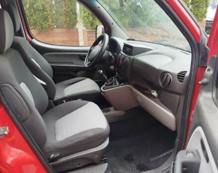 Красный Фиат Добло, объемом двигателя 1.3 л и пробегом 299 тыс. км за 6000 $, фото 16 на Automoto.ua