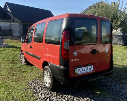 Красный Фиат Добло, объемом двигателя 1.2 л и пробегом 350 тыс. км за 3500 $, фото 4 на Automoto.ua