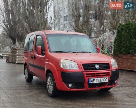 Красный Фиат Добло, объемом двигателя 1.3 л и пробегом 299 тыс. км за 6000 $, фото 1 на Automoto.ua