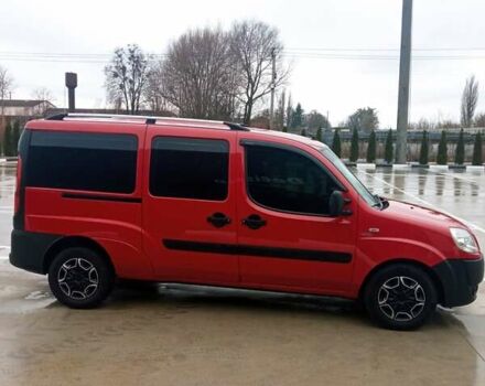 Красный Фиат Добло, объемом двигателя 1.9 л и пробегом 327 тыс. км за 4950 $, фото 12 на Automoto.ua