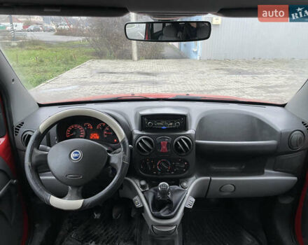 Красный Фиат Добло, объемом двигателя 1.4 л и пробегом 271 тыс. км за 3800 $, фото 13 на Automoto.ua