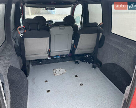 Красный Фиат Добло, объемом двигателя 1.4 л и пробегом 271 тыс. км за 3800 $, фото 10 на Automoto.ua