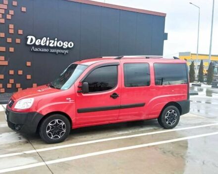 Красный Фиат Добло, объемом двигателя 1.9 л и пробегом 327 тыс. км за 4950 $, фото 4 на Automoto.ua
