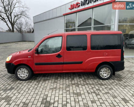 Красный Фиат Добло, объемом двигателя 1.4 л и пробегом 271 тыс. км за 3800 $, фото 7 на Automoto.ua