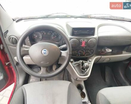 Красный Фиат Добло, объемом двигателя 1.3 л и пробегом 299 тыс. км за 6000 $, фото 17 на Automoto.ua
