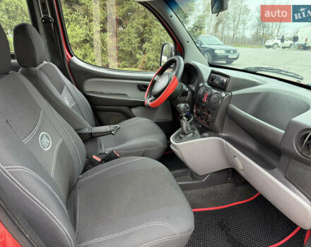 Красный Фиат Добло, объемом двигателя 1.6 л и пробегом 350 тыс. км за 3700 $, фото 15 на Automoto.ua