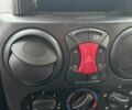 Красный Фиат Добло, объемом двигателя 1.4 л и пробегом 150 тыс. км за 5900 $, фото 16 на Automoto.ua