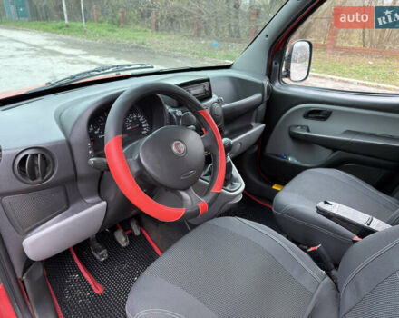 Красный Фиат Добло, объемом двигателя 1.6 л и пробегом 350 тыс. км за 3700 $, фото 13 на Automoto.ua