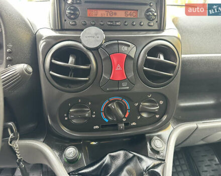 Червоний Фіат Добло, об'ємом двигуна 1.9 л та пробігом 187 тис. км за 6500 $, фото 11 на Automoto.ua