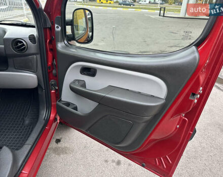 Червоний Фіат Добло, об'ємом двигуна 1.9 л та пробігом 187 тис. км за 6500 $, фото 17 на Automoto.ua