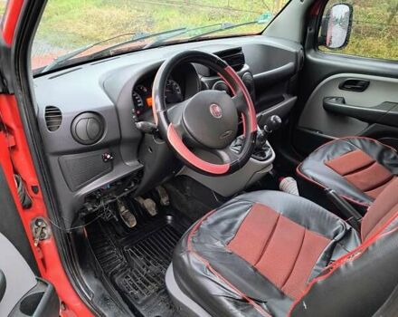 Красный Фиат Добло, объемом двигателя 1.4 л и пробегом 184 тыс. км за 5800 $, фото 6 на Automoto.ua