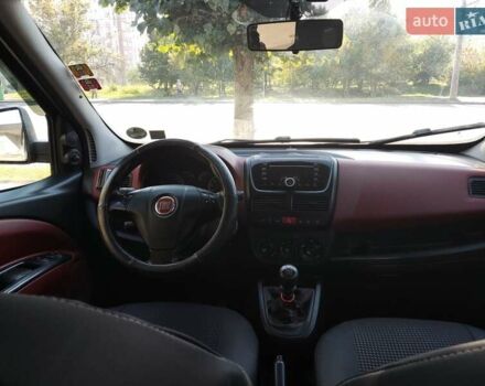 Красный Фиат Добло, объемом двигателя 1.6 л и пробегом 271 тыс. км за 7500 $, фото 12 на Automoto.ua