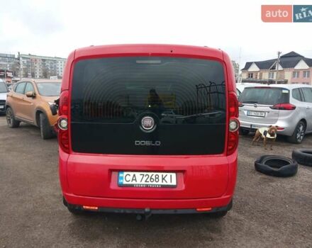 Красный Фиат Добло, объемом двигателя 2 л и пробегом 218 тыс. км за 8499 $, фото 2 на Automoto.ua
