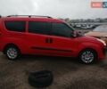 Красный Фиат Добло, объемом двигателя 2 л и пробегом 218 тыс. км за 8499 $, фото 5 на Automoto.ua