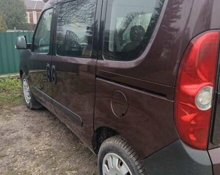 Червоний Фіат Добло, об'ємом двигуна 1.37 л та пробігом 246 тис. км за 6400 $, фото 11 на Automoto.ua