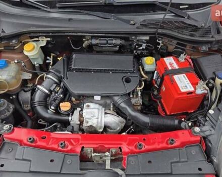 Красный Фиат Добло, объемом двигателя 1.25 л и пробегом 250 тыс. км за 4200 $, фото 14 на Automoto.ua