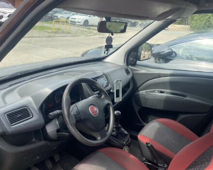 Червоний Фіат Добло, об'ємом двигуна 1.3 л та пробігом 127 тис. км за 7700 $, фото 3 на Automoto.ua
